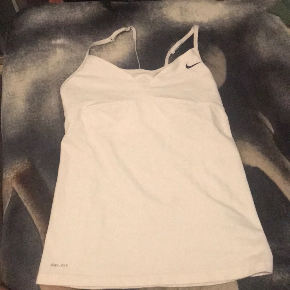 Nike women’s work out tank top